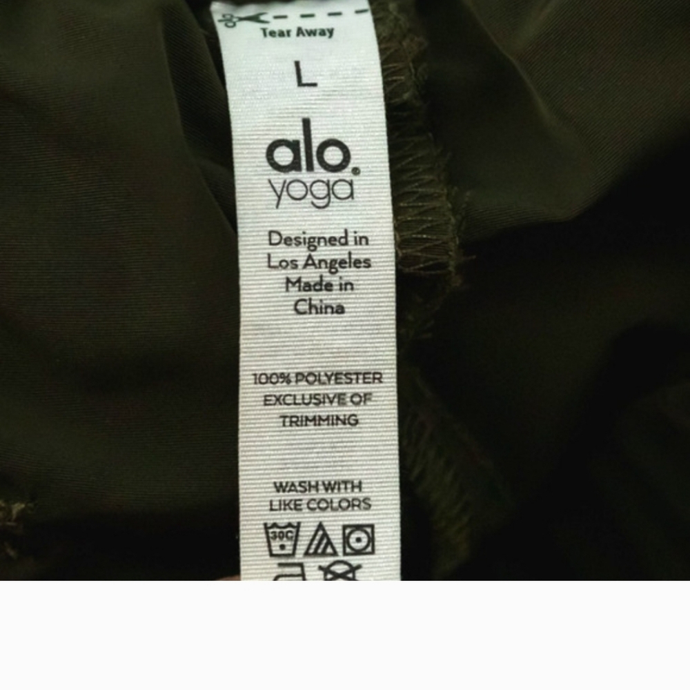 Alo Size Large L Green Yoga Cargo long & fit like an XL